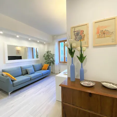 Casa Stella - A Due Passi Dal Corso Di Lägenhet