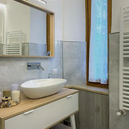 Casa Stella - A Due Passi Dal Corso Di *